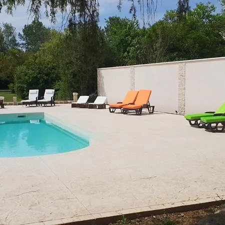 Mas Tareau D'hote L Authentique Holiday home Beaucaire (Gard)
