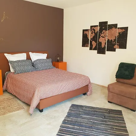 Mas Tareau L Authentique * Beaucaire (Gard)